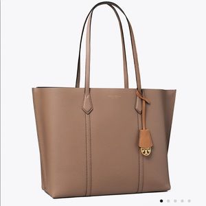 Beautiful Tory Burch Tote
